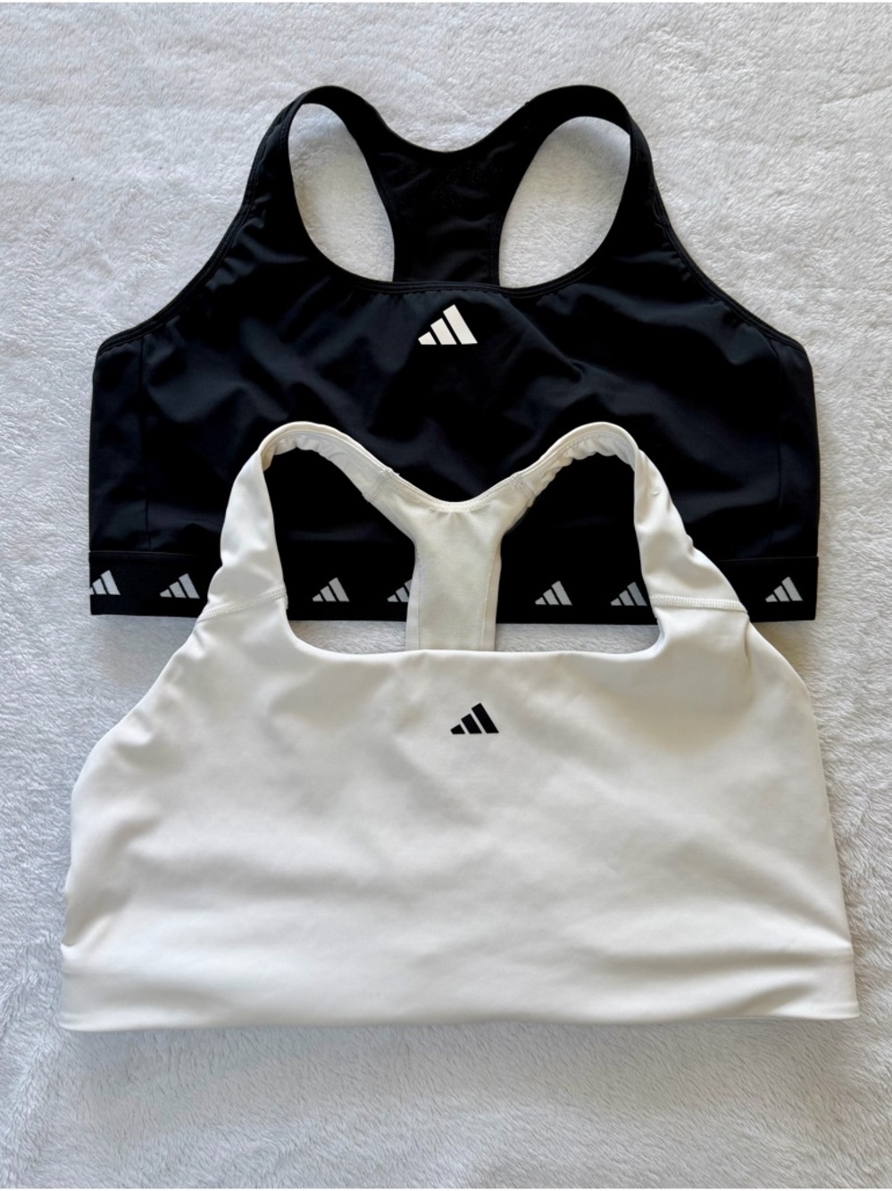 XXL 2XL Adidas Medium Support Black & White Sports Bra Bundle AEROREADY Techfit